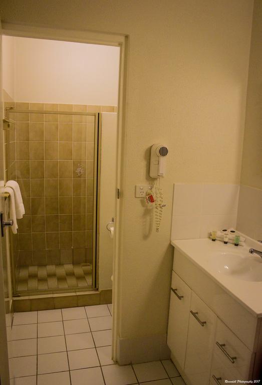 Motel Riverina Leeton Екстер'єр фото