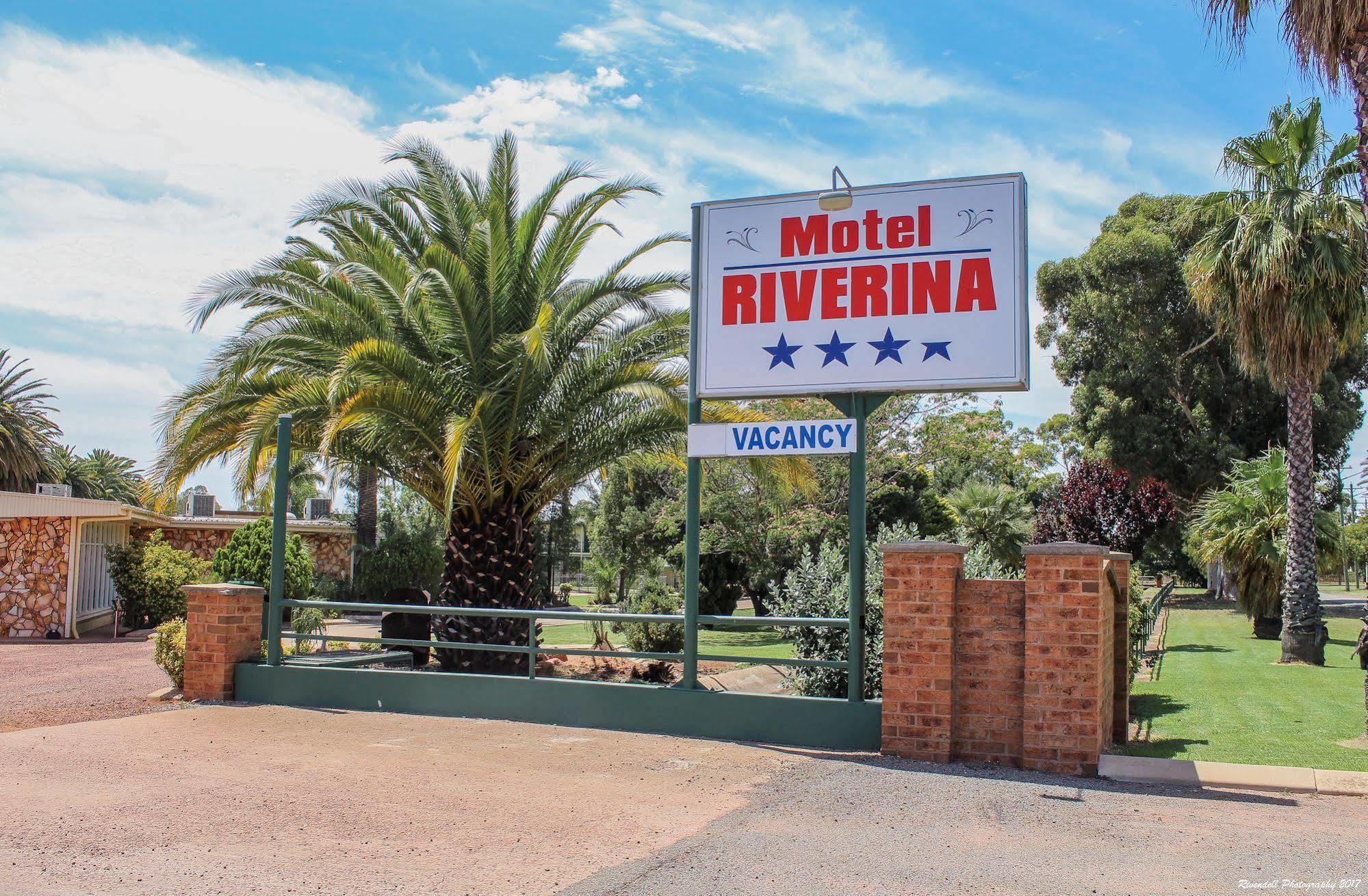 Motel Riverina Leeton Екстер'єр фото